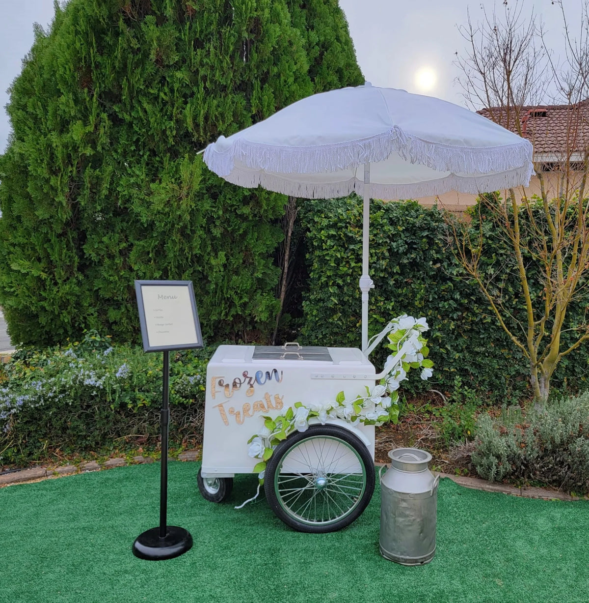 Popsicle Cart all white with Fenders Standard Size – Sleek & Functional image 1