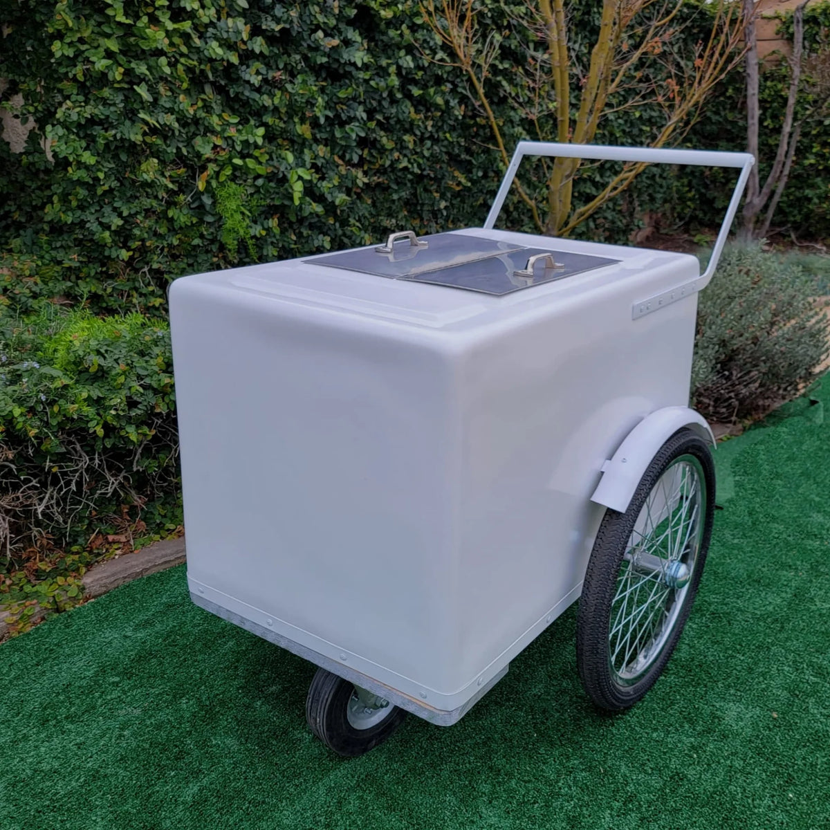 Popsicle Cart all white with Fenders Standard Size – Sleek & Functional image 3