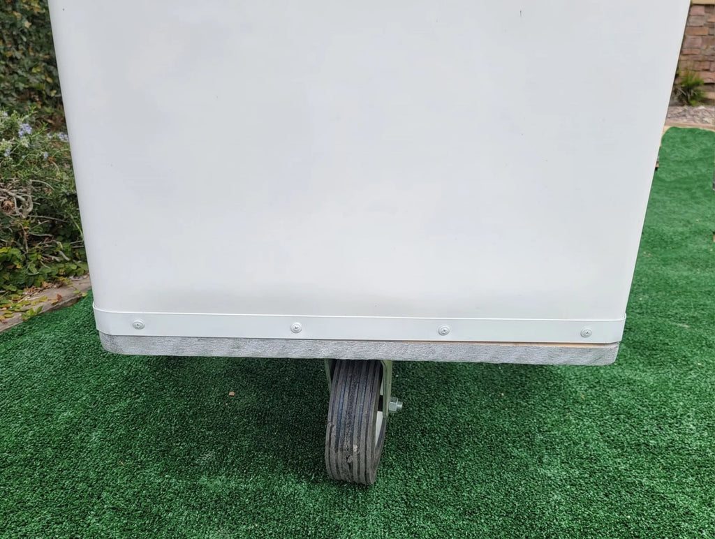 Popsicle Cart all white with Fenders Standard Size – Sleek & Functional image 8
