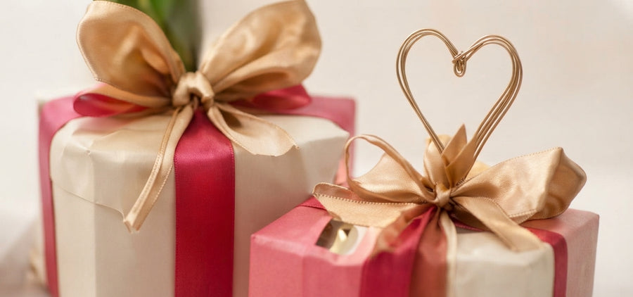 RETAIL & GIFTS
