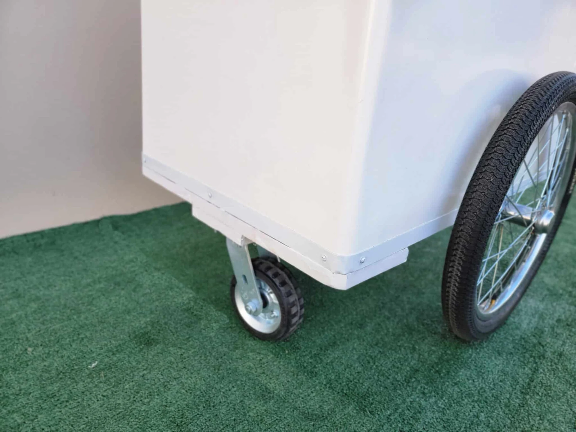 Standard Popsicle Cart with White Painted Trim – Compact & Versatile - Image 8